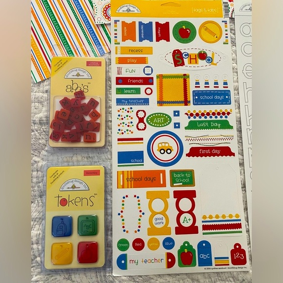 ✏️📚 DOODLEBUG DESIGN INC. SCHOOL & TEACHER DIY SCRAPBOOK BUNDLE! 12 PIECE LOT! - Picture 3 of 14